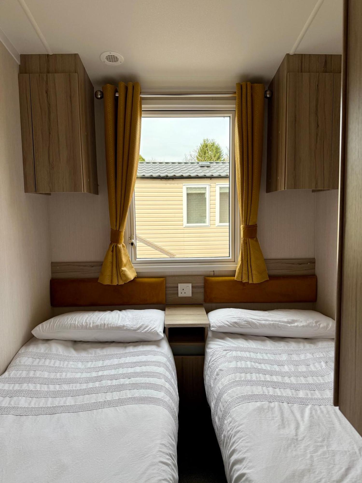 The Trout Van - Beautiful, Luxury Static Caravan Aberlour Exterior foto